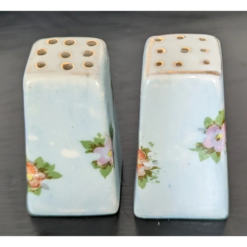 VTG Hand Painted Petite Salt & Pepper Shaker Set Blue With Pink &Yellow Roses